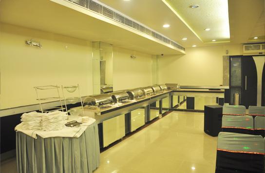 Hotel Silver Stone Ludhiana Buitenkant foto